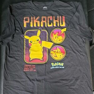 Pokémon Sz. XL Black Pikachu Stats Tee‎ Anime All Seasons Catch Em All